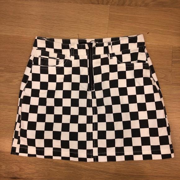 Urban Outfitters Dresses & Skirts - Checkered mini skirt